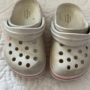 Crocs Size toddler 6.